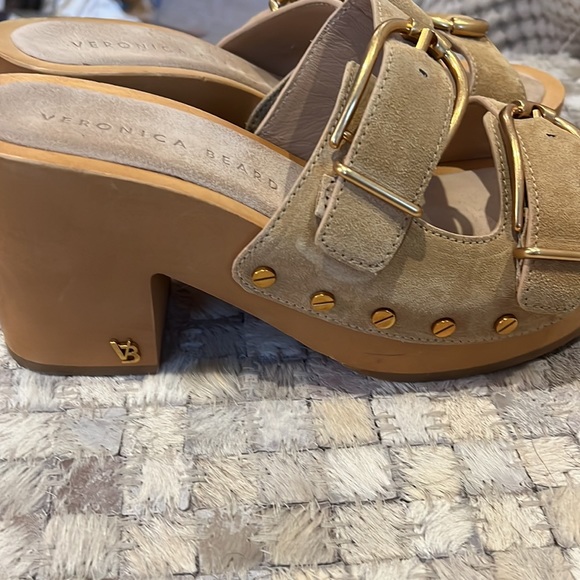 Veronica Beard Halifax clog in color Desert. SOLD OUT ONLINE - Picture 3 of 6